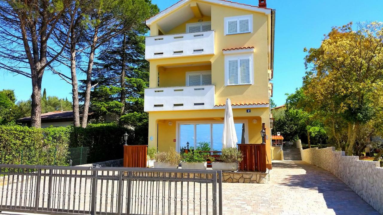 Villa Bionda Malinska Luaran gambar